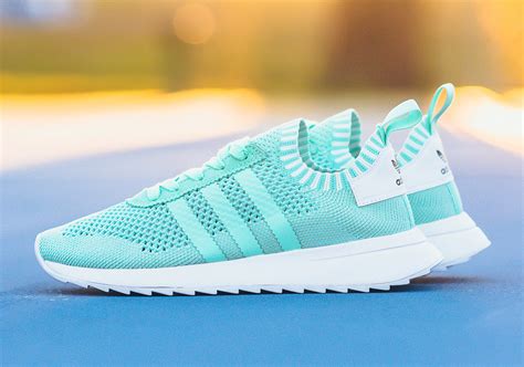 Adidas primeknit women